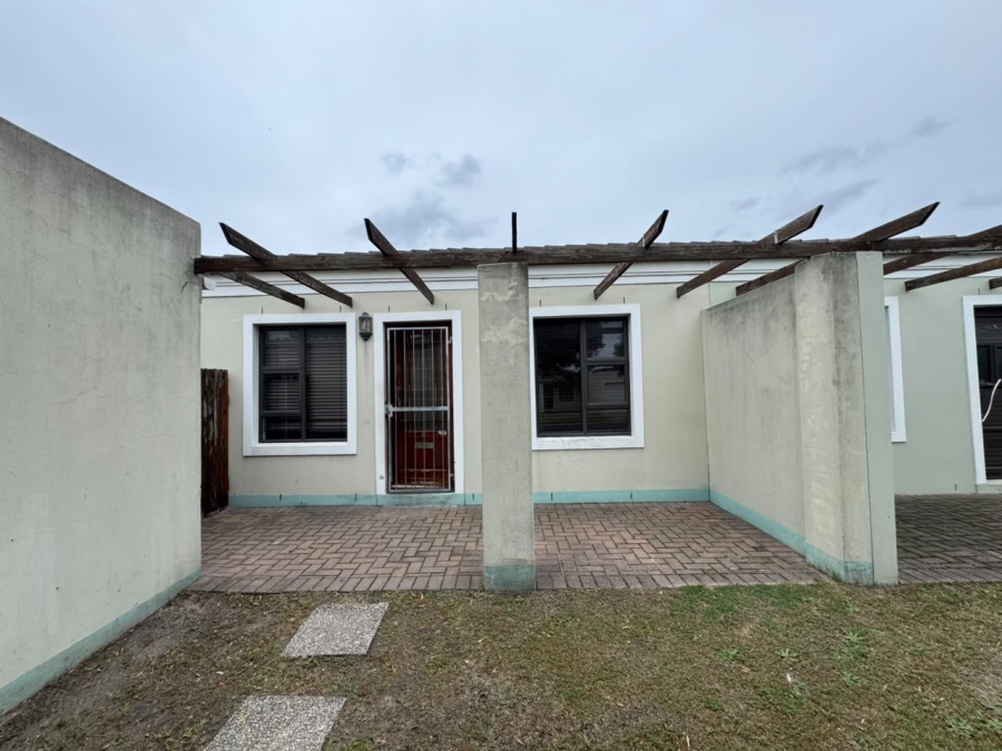 To Let 2 Bedroom Property for Rent in Stellendale Western Cape
